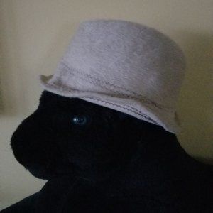 Designer shaped Fedora, hand made, pale beige wool felt, M, L, XL, vintage.